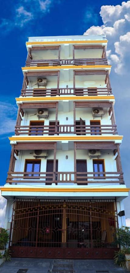 Manora Residency Hotel ปอนดิเชอรี ภายนอก รูปภาพ