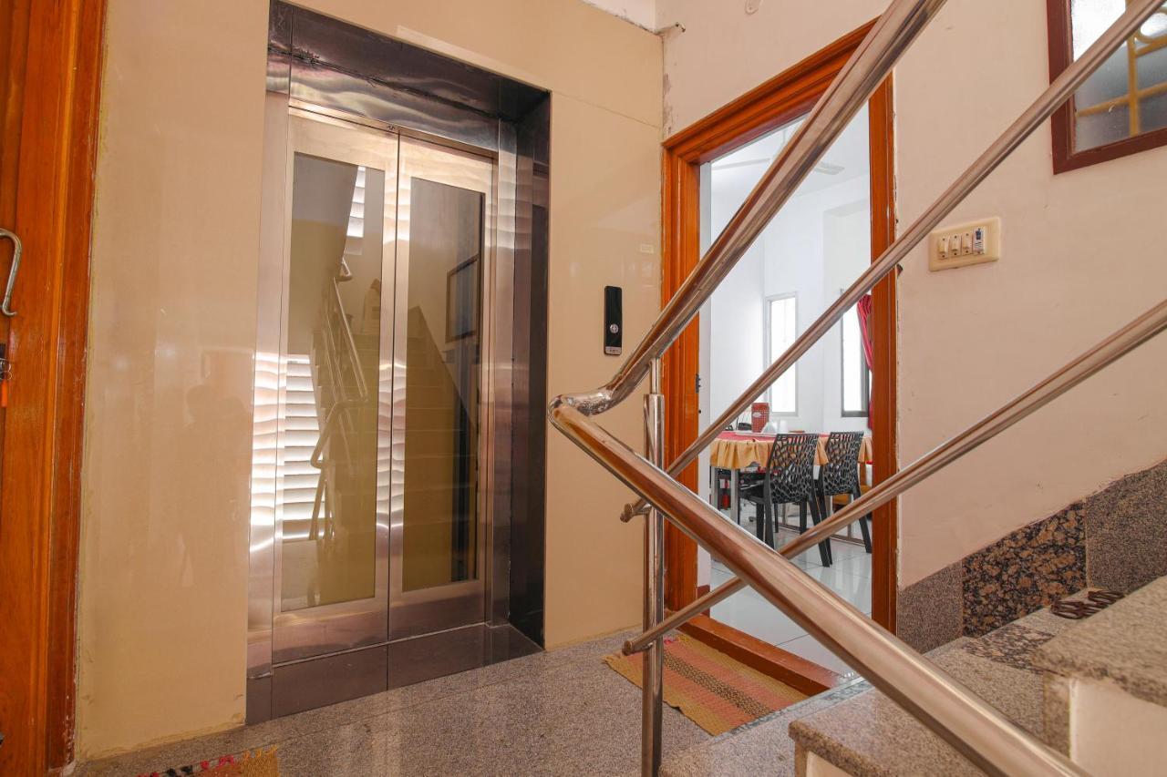Manora Residency Hotel ปอนดิเชอรี ภายนอก รูปภาพ