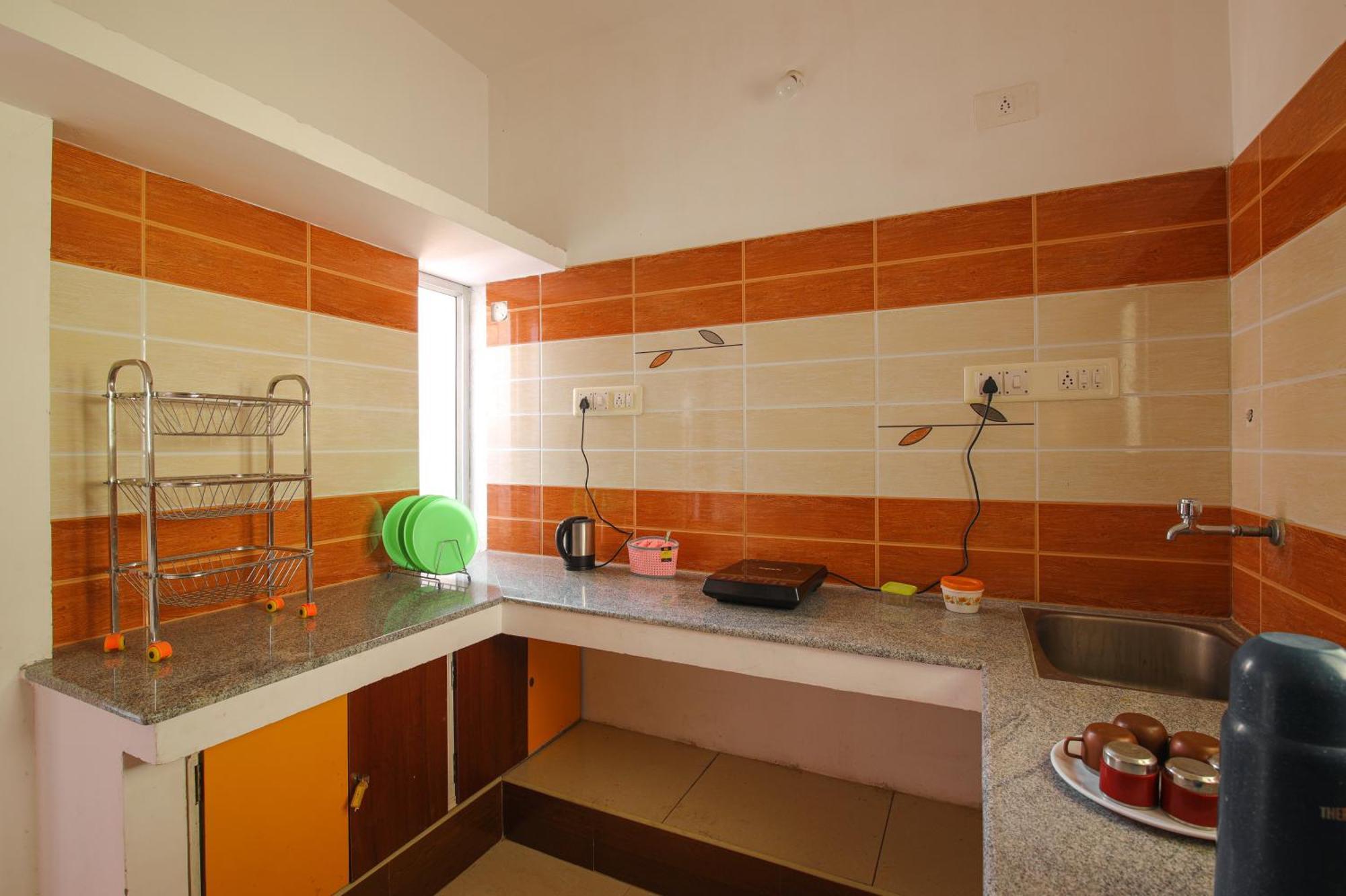 Manora Residency Hotel ปอนดิเชอรี ภายนอก รูปภาพ