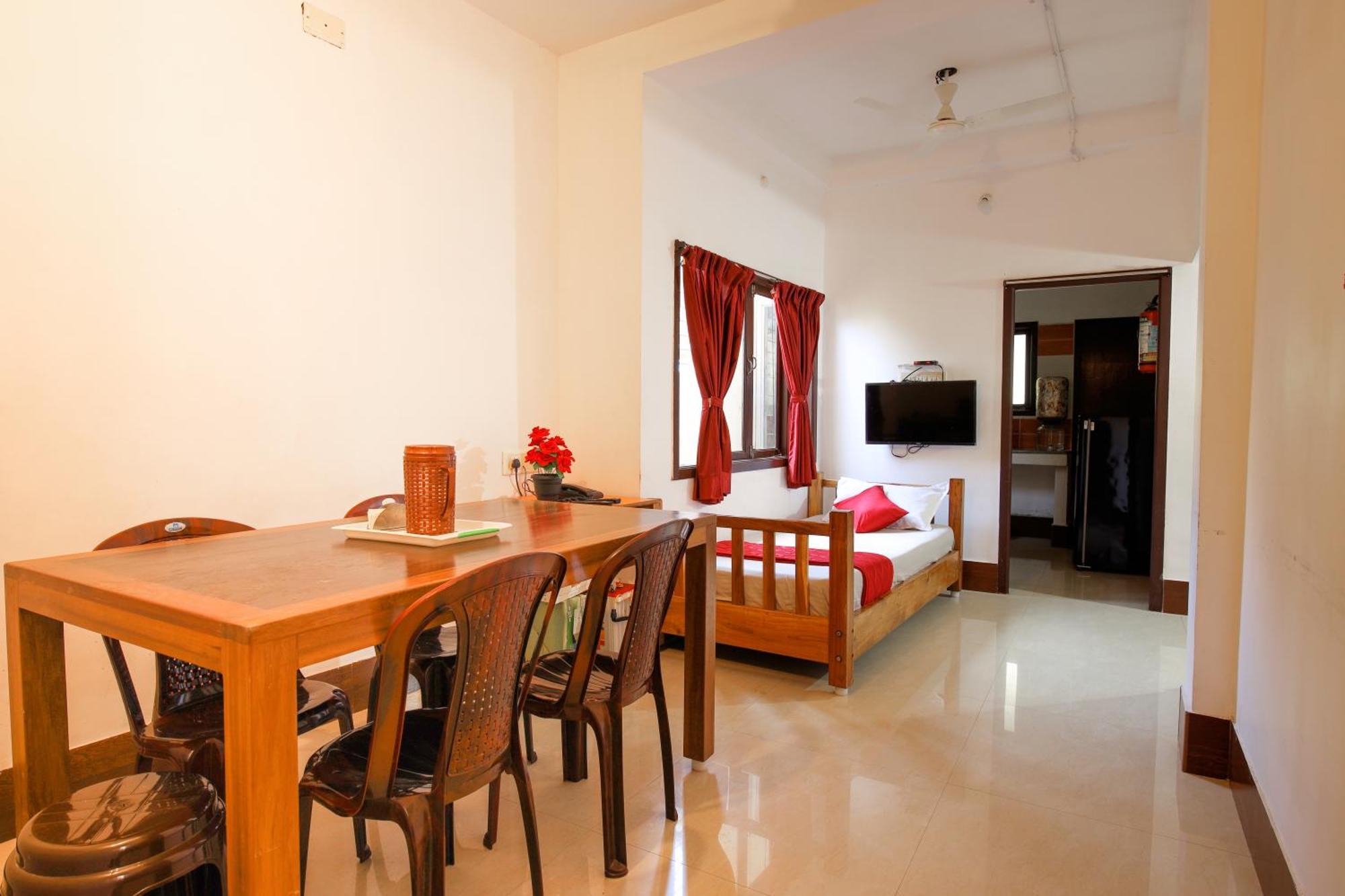 Manora Residency Hotel ปอนดิเชอรี ภายนอก รูปภาพ