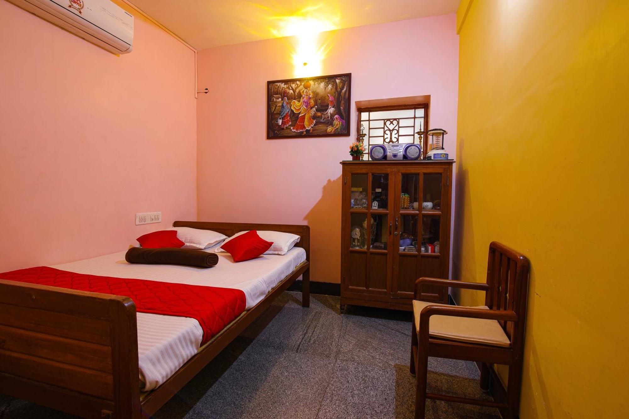 Manora Residency Hotel ปอนดิเชอรี ภายนอก รูปภาพ