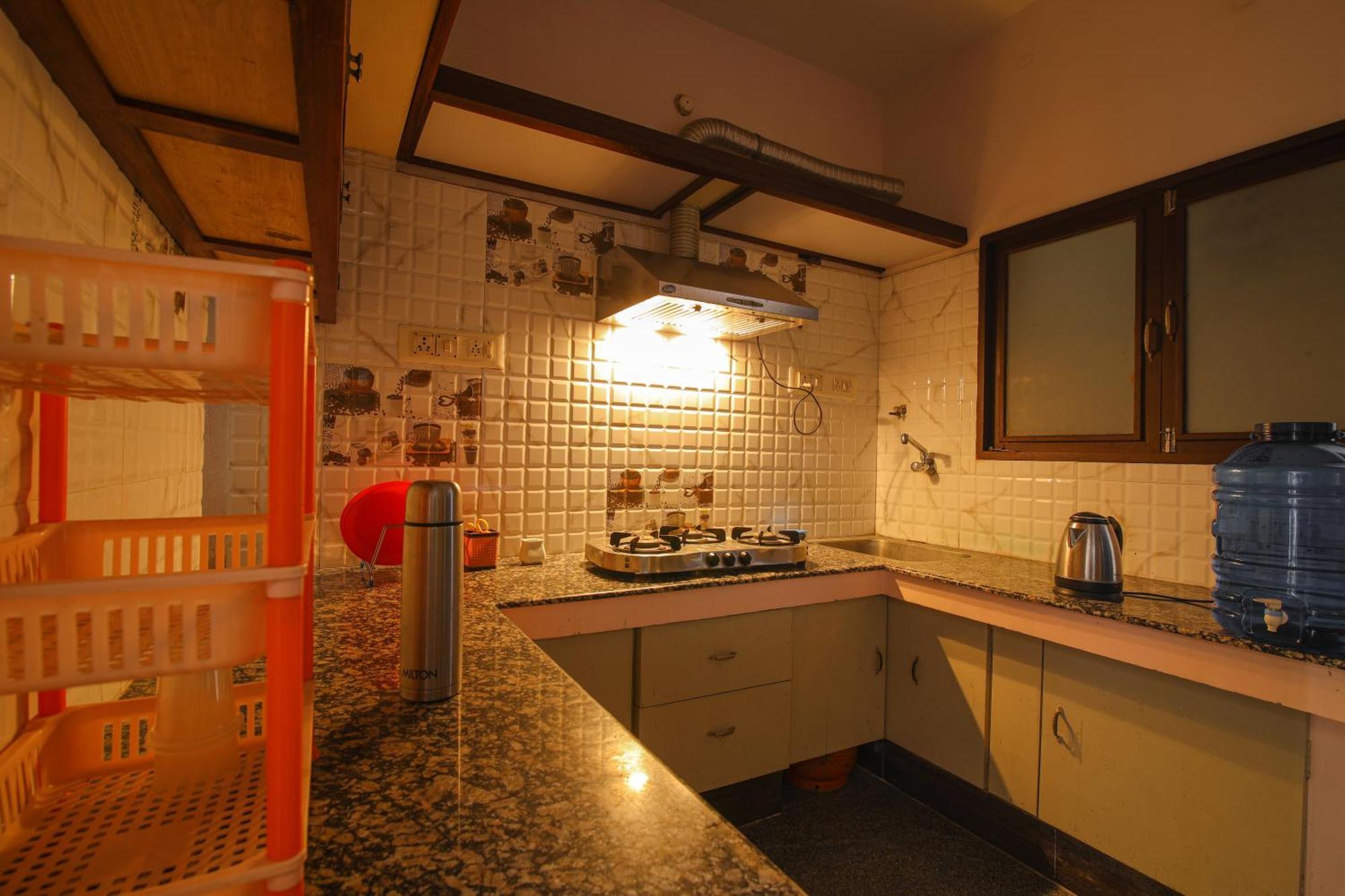 Manora Residency Hotel ปอนดิเชอรี ภายนอก รูปภาพ